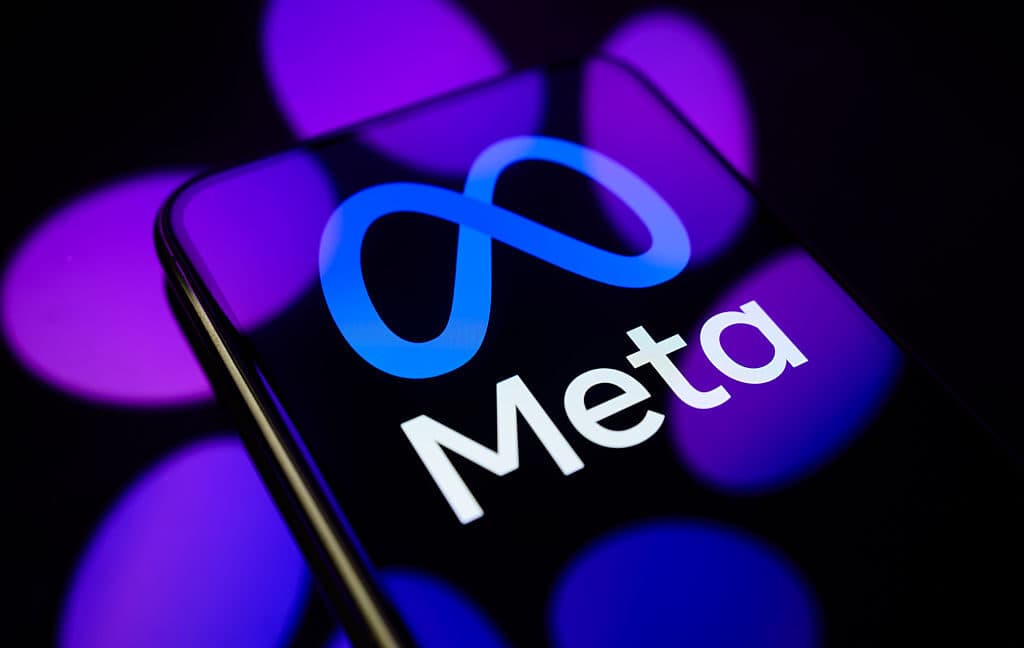 Meta doit tuer infinite scroll ou payer très cher, l'UE l'avertit
