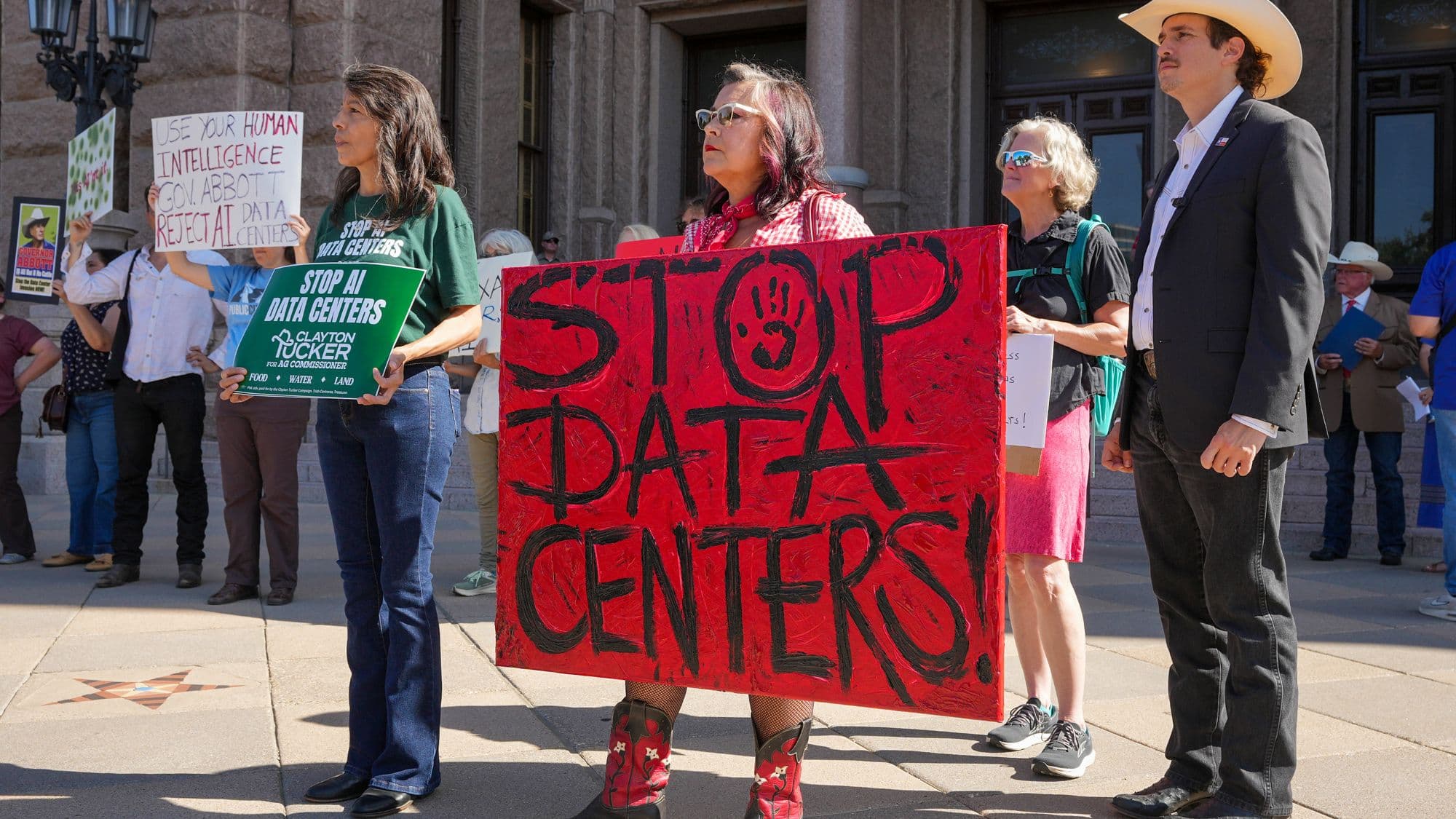 L'EPA supprime la transparence pour accélérer les data centers